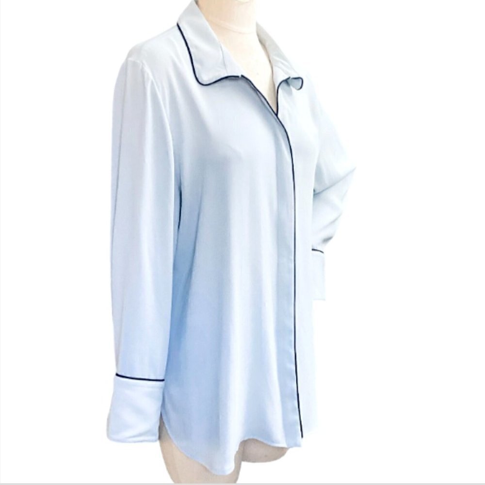Chico's 3 (XL/16-18) Pajama Inspired Hidden-Button-Up Top Piping Accent Blue 28D